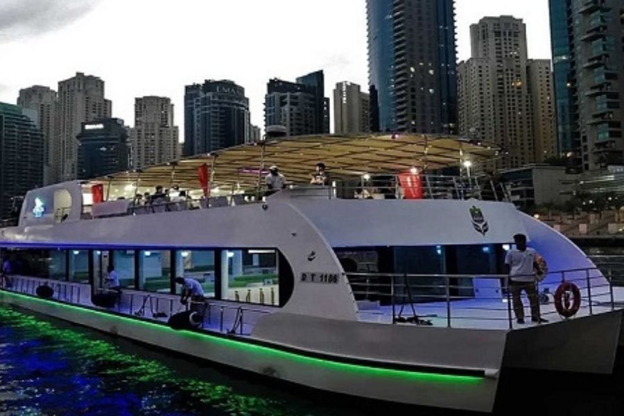 luxury glass dhow cruise