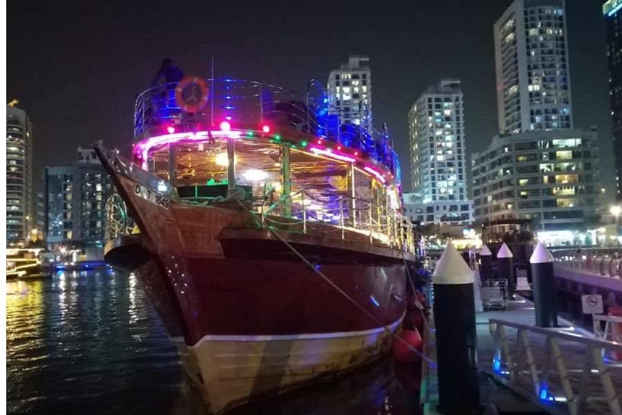 marina dhow cruise